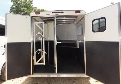 Trailers USA Horse Tralers