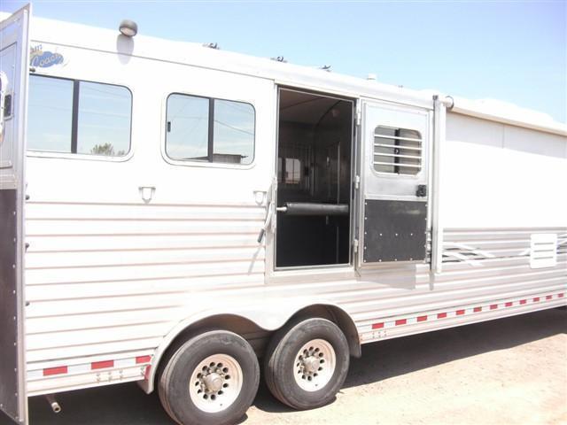 Used 2004 Dream Coach Trailer Horse Trailer for sale (276249)