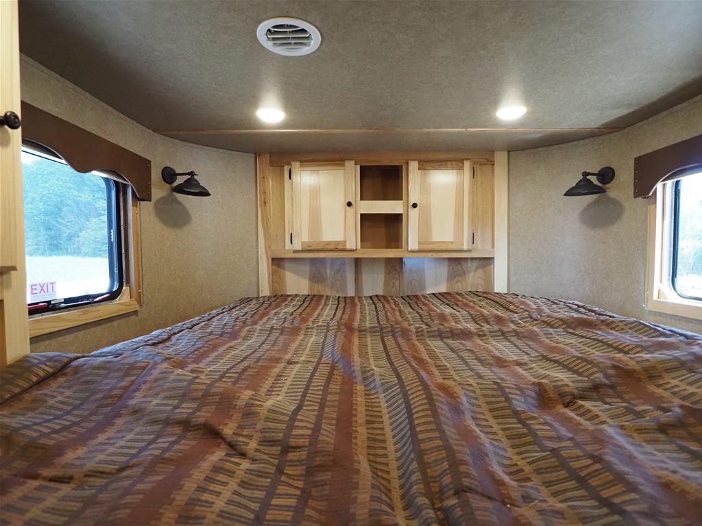 New 2023 Lakota Trailers Horse Trailer Goodrich Trailer Sales Elk Mound WI