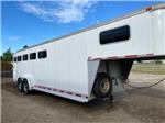 Used Horse Trailer 2007 ETS Trailers
