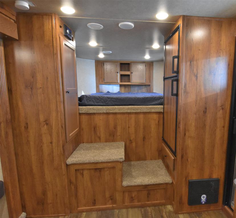 New 2023 Lakota Trailers Horse Trailer Goodrich Trailer Sales Elk Mound WI