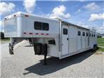 Used Horse Trailer 2002 other