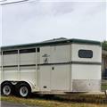 Used Horse Trailer 1994 Circle J Trailers