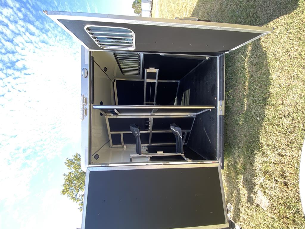 New 2024 Shadow Trailer Horse Trailer True Love Trading Company Byhalia MS