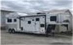 Used Horse Trailer 2022 Lakota Trailers