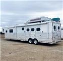 Used Horse Trailer 2006 Bloomer Trailers