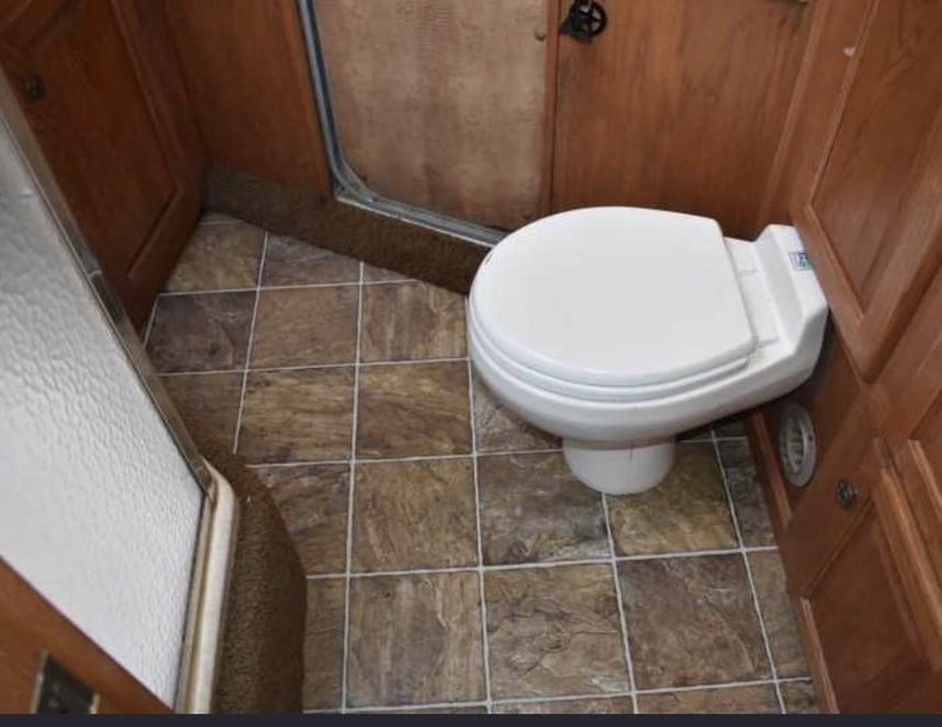 Used 2005 Sooner Trailers Horse Trailer horse trailer classified ad Hastings MI