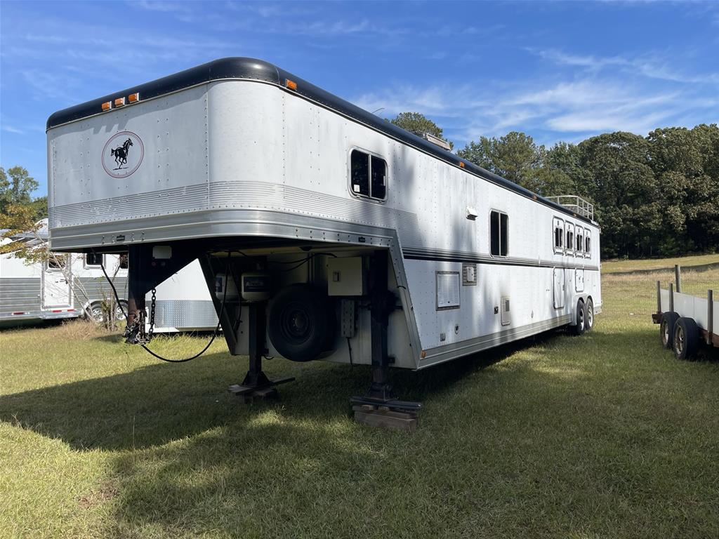 Used 1994 Featherlite Trailers Horse Trailer horse trailer classified ...