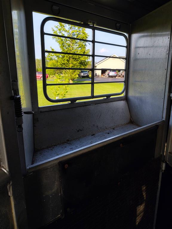 Used 1998 Sundowner Trailers Horse Trailer horse trailer classified ad