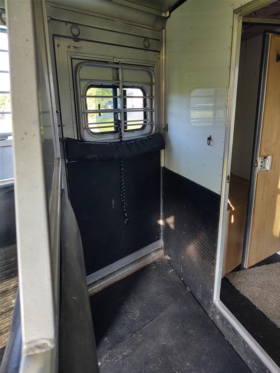 Used 1998 Sundowner Trailers Horse Trailer horse trailer classified ad