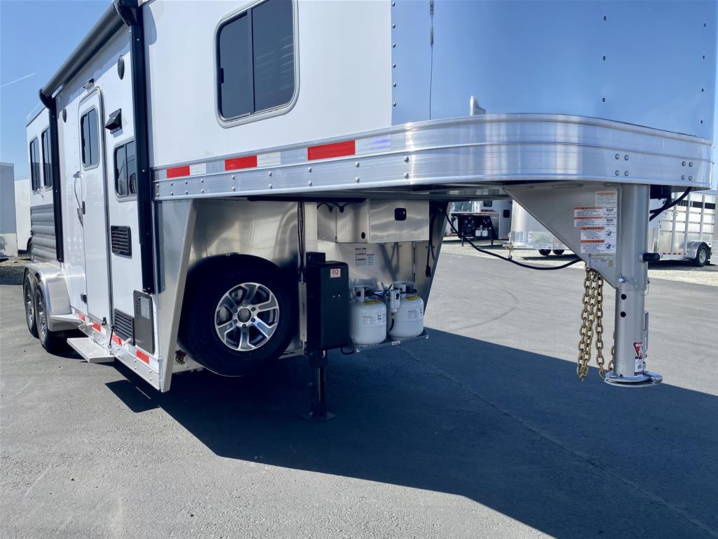 New 2023 Exiss Trailers Horse Trailer Galt CA (308453)