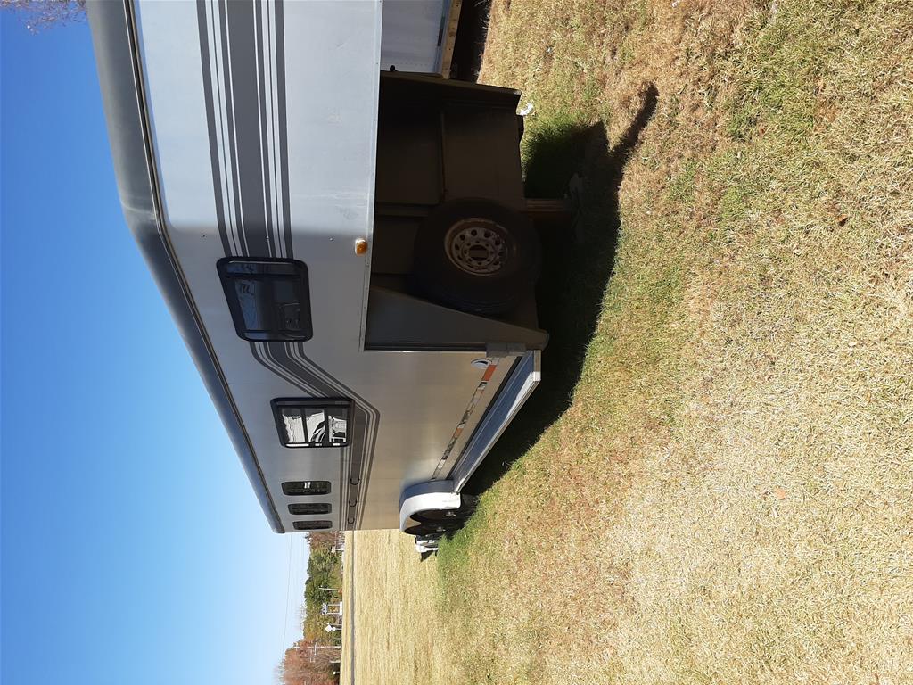 Used 1997 TrailEt Horse Trailer horse trailer classified ad Benton KY