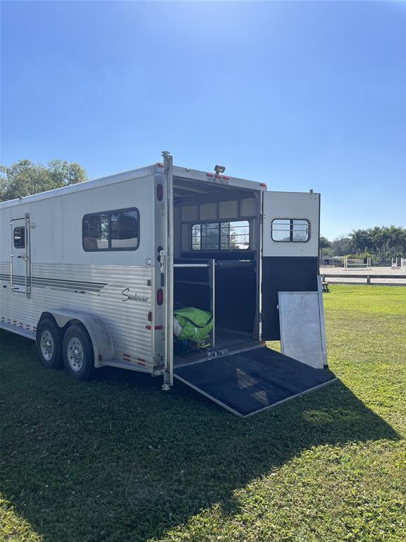 Used 2002 Sundowner Trailers Horse Trailer horse trailer classified ad