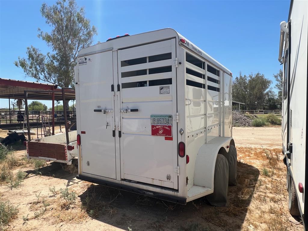 Used 2004 CM Trailers Horse Trailer horse trailer classified ad Gold