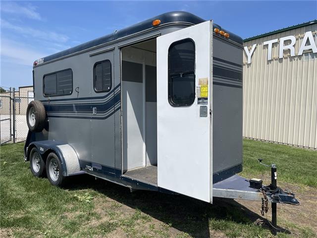 Used 1991 Trail-Et Horse Trailer Midway Trailer Sales Ottawa IL