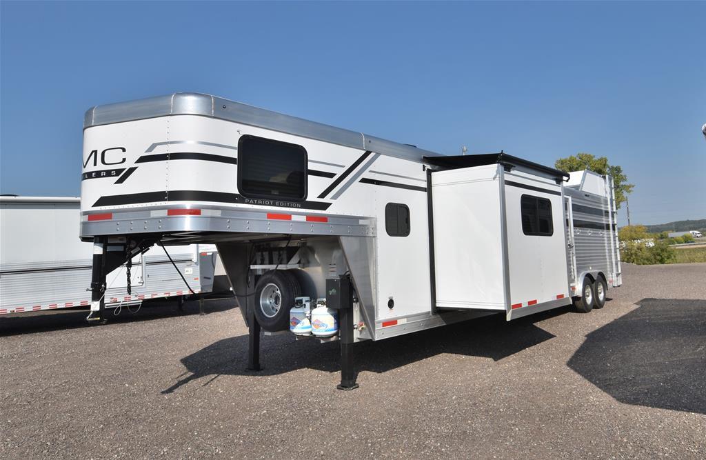 New 2024 SMC Trailers Horse Trailer Goodrich Trailer Sales Elk Mound WI   Dsc 0584 