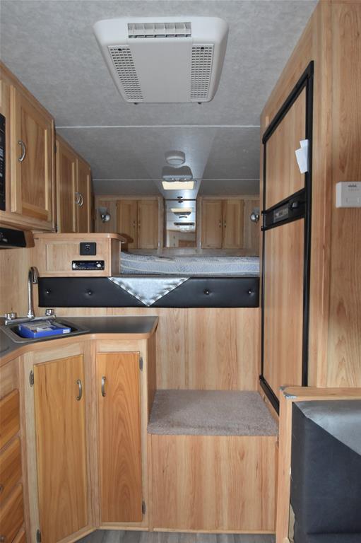 Used 2007 Integrity Trailers Horse Trailer Goodrich Trailer Sales Elk