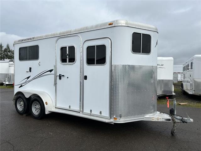 Guide Rack Featherlite Used 2004 Featherlite Trailers Horse Trailer Albany OR (319300)