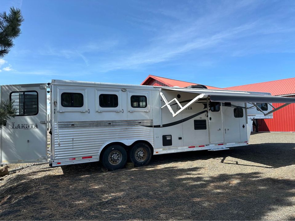 Used 2015 Lakota Trailers Horse Trailer Grangeville ID (321855)