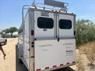 Used 2004 Sundowner Trailers