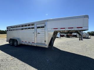 Used 2016 Featherlite Trailers