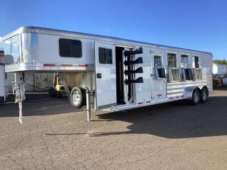 New 2024 Featherlite Trailers