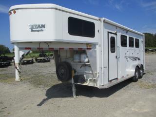 Used Horse Trailer