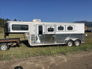 Used Horse Trailer