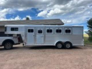 Used Horse Trailer