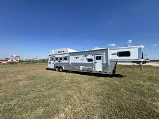 Used Horse Trailer