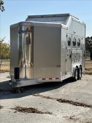 Used Horse Trailer