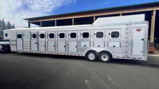 Used 2022 Hart Horse Trailers