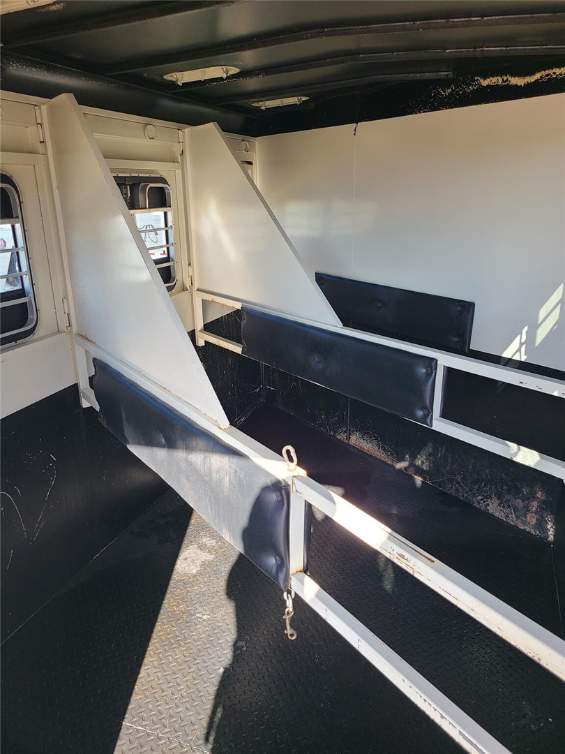 Used 2000 other Horse Trailer Kaufman TX (328435)