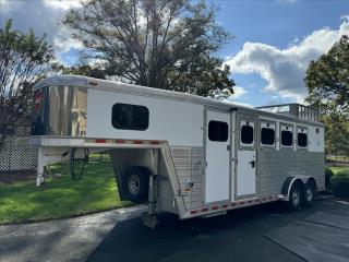 Used Horse Trailer