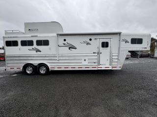 Used Horse Trailer