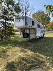 Used Horse Trailer