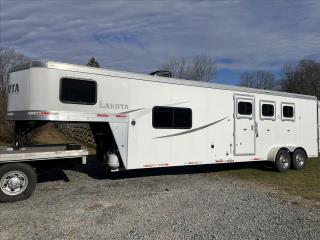 Used Horse Trailer