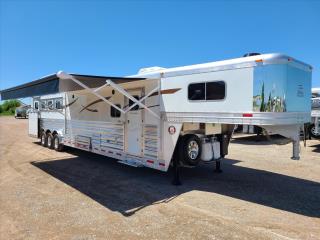 New Horse Trailer