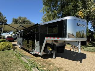 Used Horse Trailer