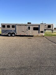 Used Horse Trailer