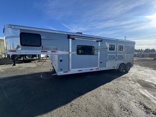 Used Horse Trailer