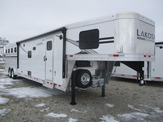 New Horse Trailer