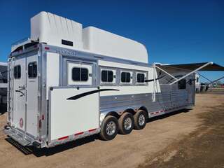 New Horse Trailer