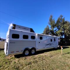 Used Horse Trailer