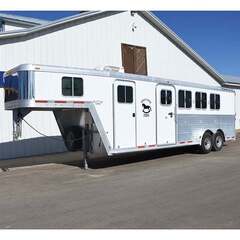 Used Horse Trailer