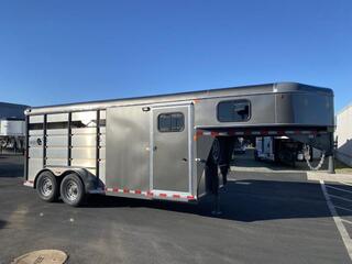 New Horse Trailer