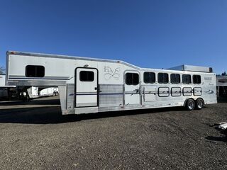 Used Horse Trailer