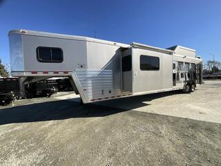 Used Horse Trailer