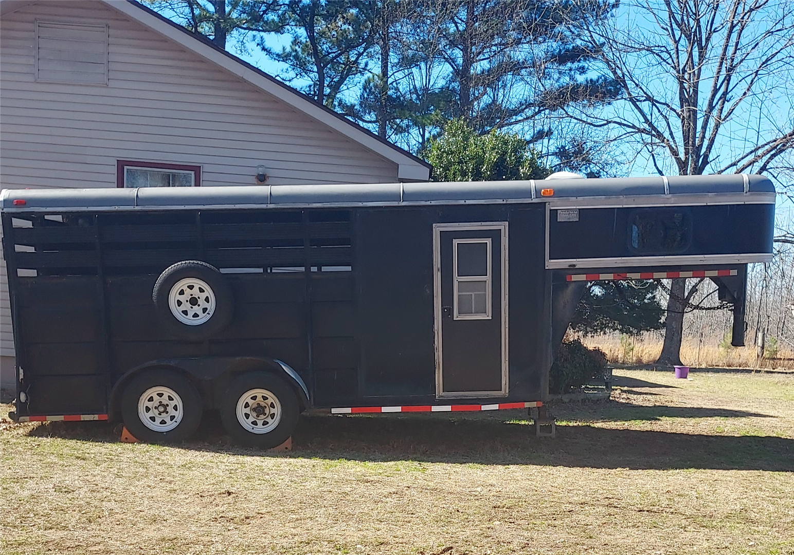 Used Horse Trailer