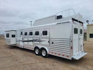 Used Horse Trailer